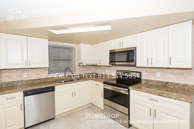 Building Photo - 7034 Parrot Dr