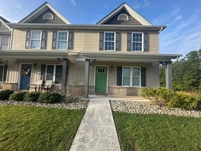 Building Photo - Tavern Grove Townhome in Campbell County-N...