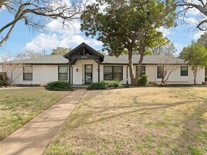 Building Photo - 3936 Cedar Bayou Dr