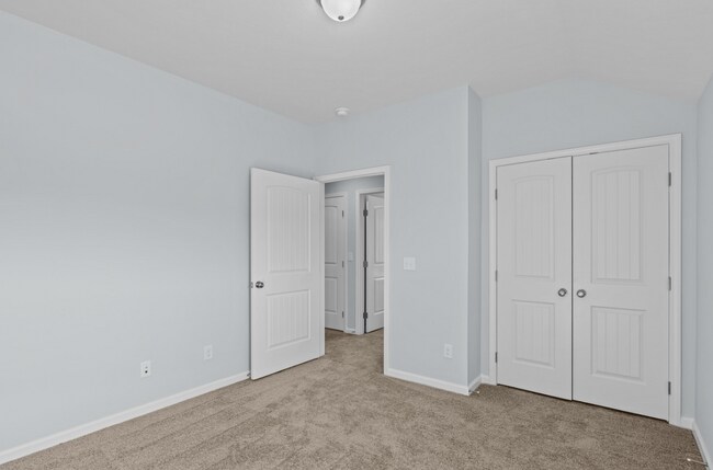 Building Photo - 8922 Snelling Dr