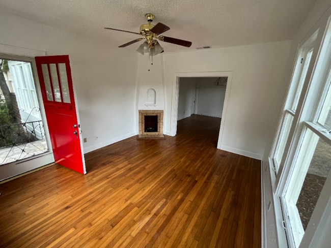 Building Photo - 9100 Georgian Dr