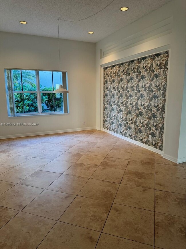 Building Photo - 815 Vista Meadows Dr