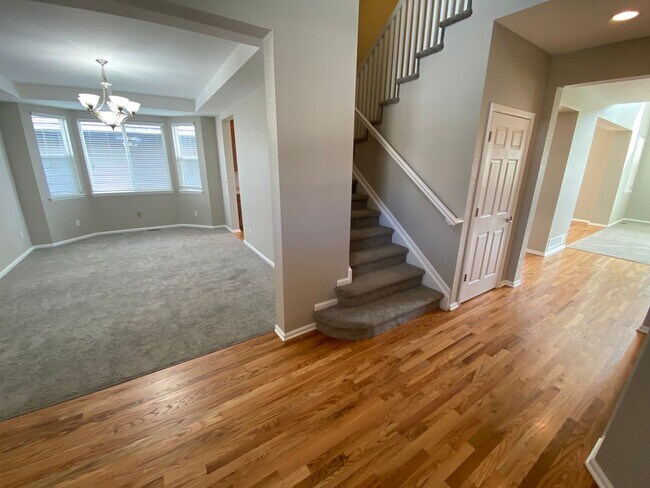 Building Photo - Spacious Home in Horizon Estates