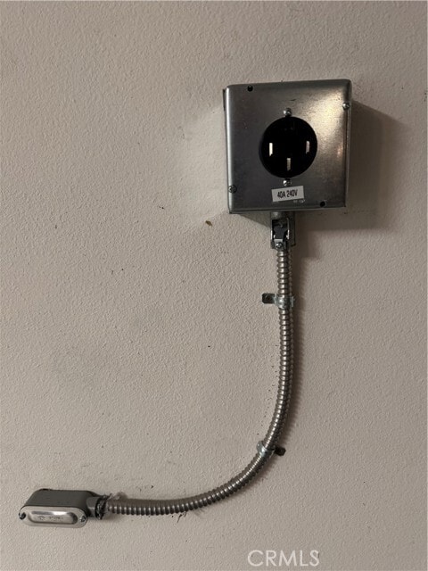 Building Photo - 59 Pathway