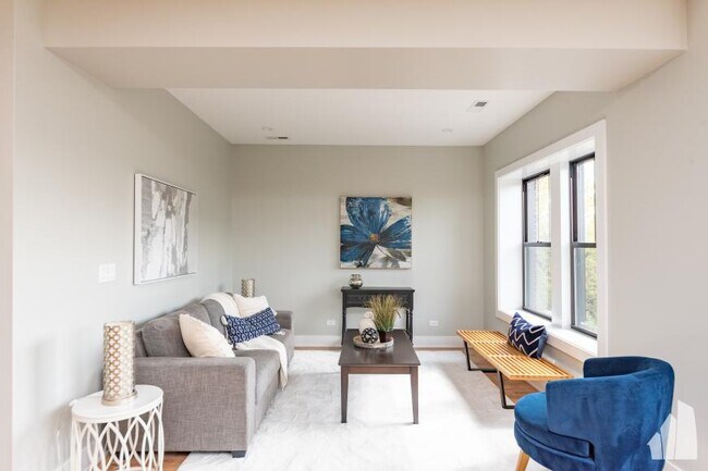 Building Photo - 2 bedroom in Chicago IL 60647
