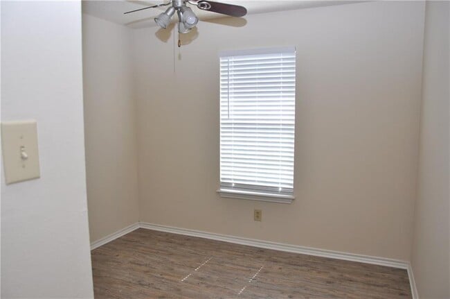 Building Photo - 6321 Crumley Ln