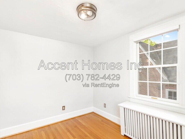 Building Photo - 4723 16th St N