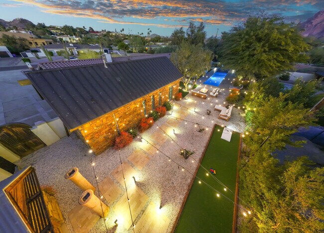 Building Photo - 4129 E Palo Verde Dr