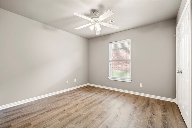 Building Photo - 263 Copper Oaks Dr