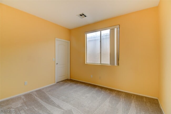 Building Photo - 10739 Manchester Park Dr