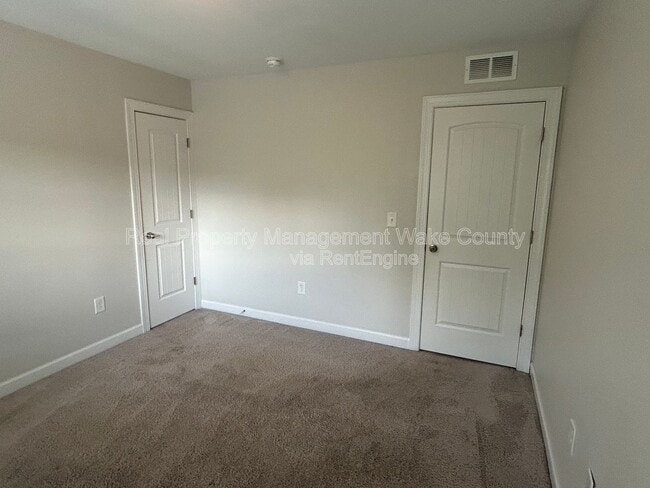 Building Photo - 142 Bexley Way
