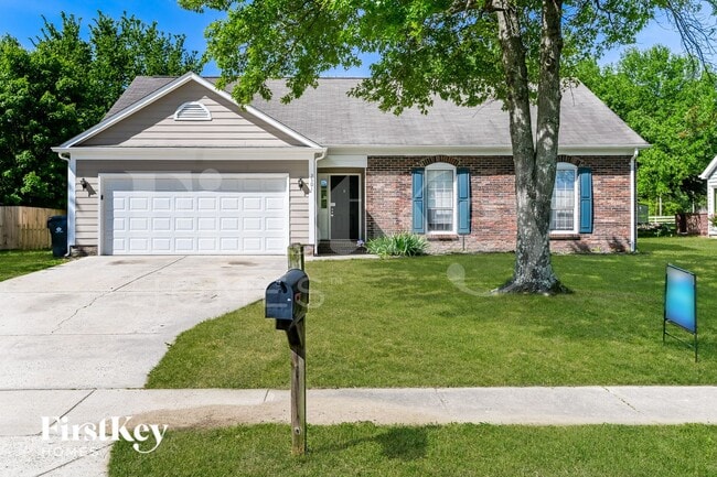 Building Photo - 2501 Oak Leigh Dr