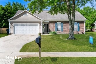 Building Photo - 2501 Oak Leigh Dr