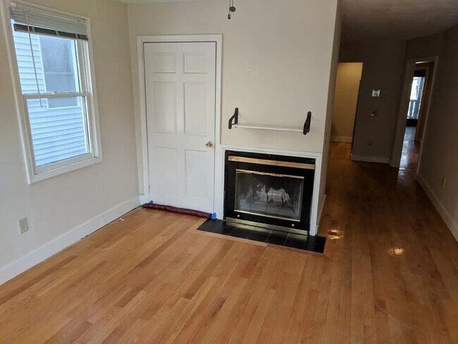 Building Photo - 796 Dorchester Ave