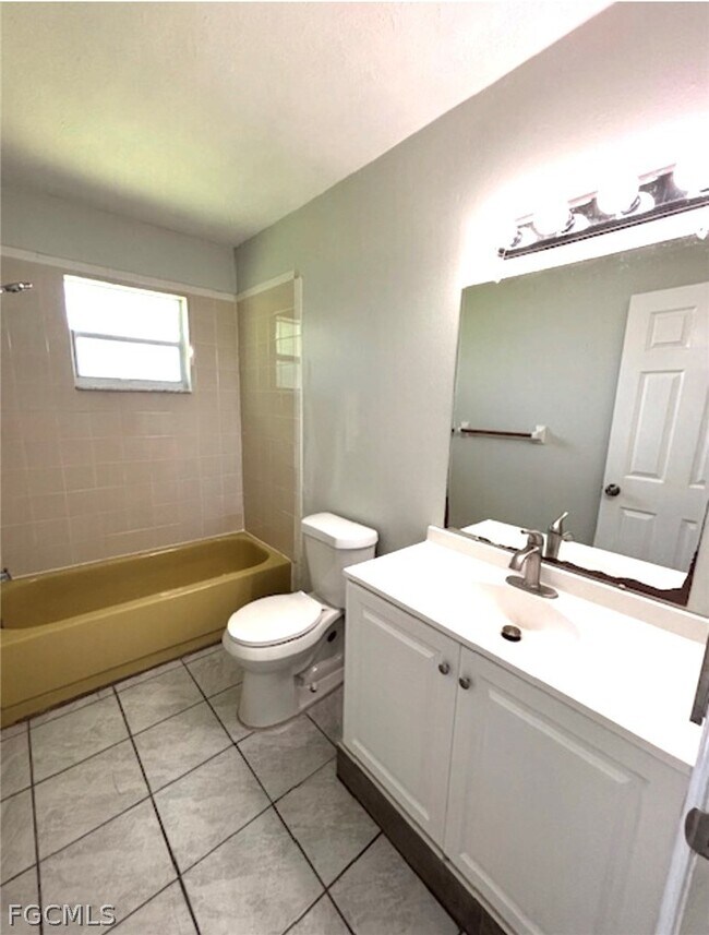 Building Photo - 4912 York St