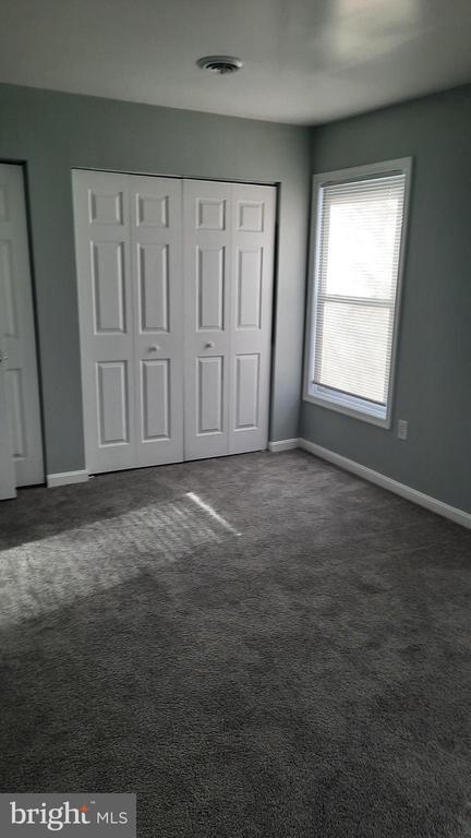 Building Photo - 618 Colonial View Rd