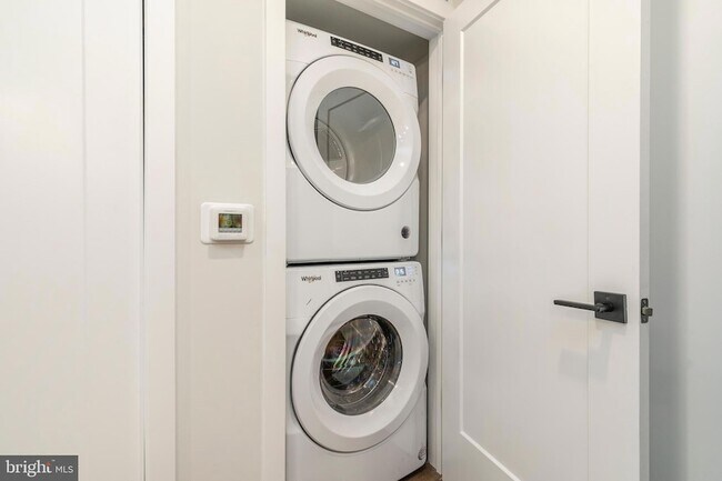 Building Photo - 1102 Germantown Ave