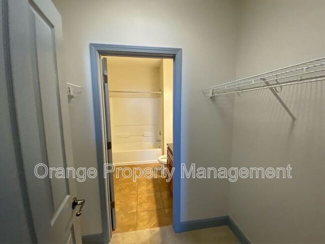 Building Photo - 1034 Shoveler Way