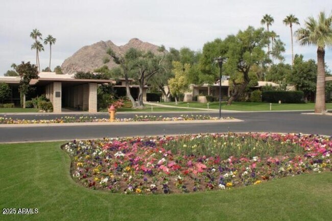 Building Photo - 4800 N 68th St