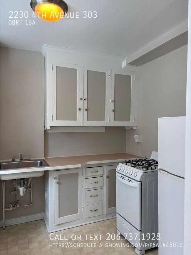 Building Photo - 2230 4th Ave