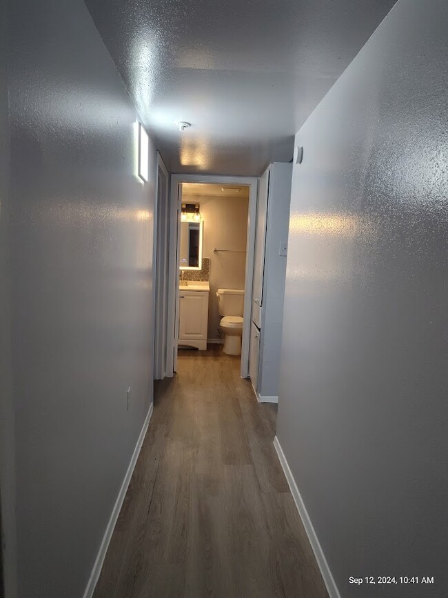Building Photo - 7404 Hanzi Dr