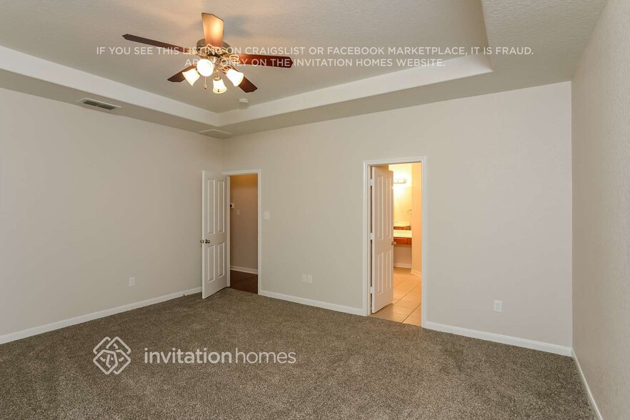 Building Photo - 4807 Barboli St