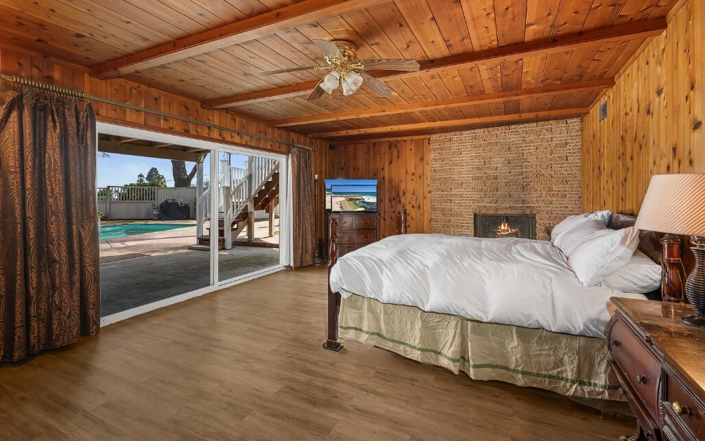 Building Photo - 6401 La Jolla Scenic Dr S