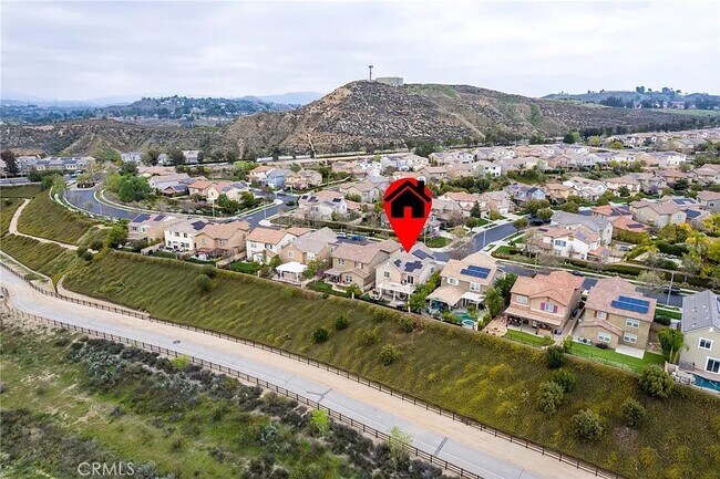 Building Photo - 26607 Millhouse Dr