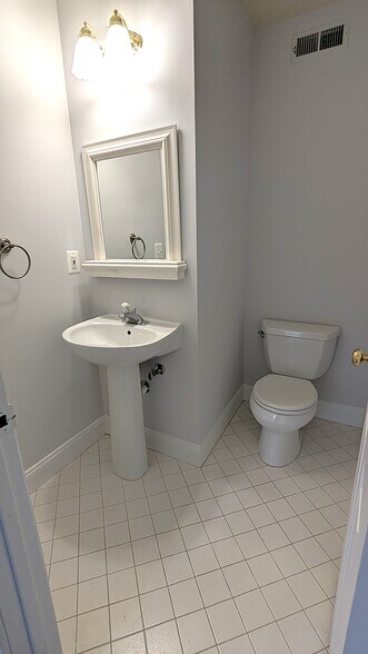 Building Photo - 46368 Hobbs Sq