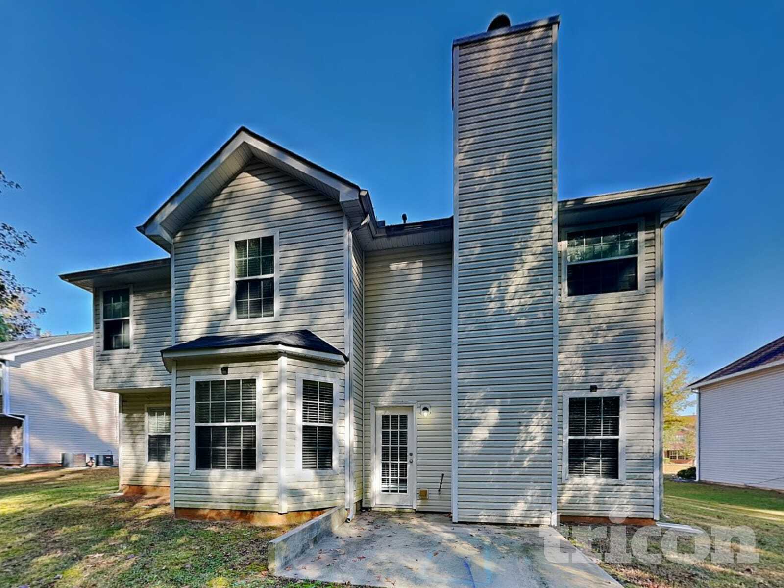 Building Photo - 345 Othello Dr