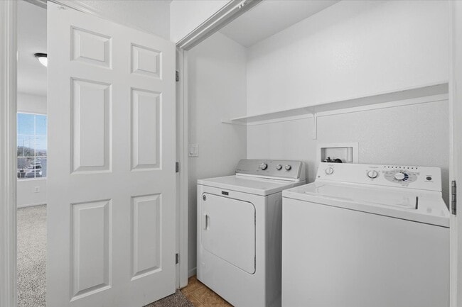 Building Photo - 6217 Blushing Willow St