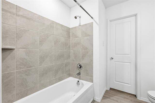 Building Photo - 9012 Red Fox Trl