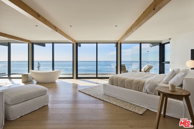 Building Photo - 24548 Malibu Rd