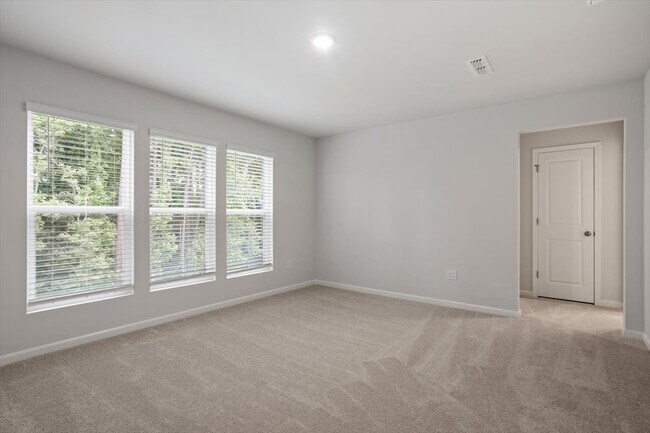 Building Photo - 103 Verlands Way