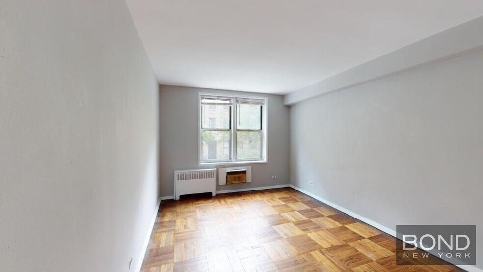 Building Photo - 340 E 58th St