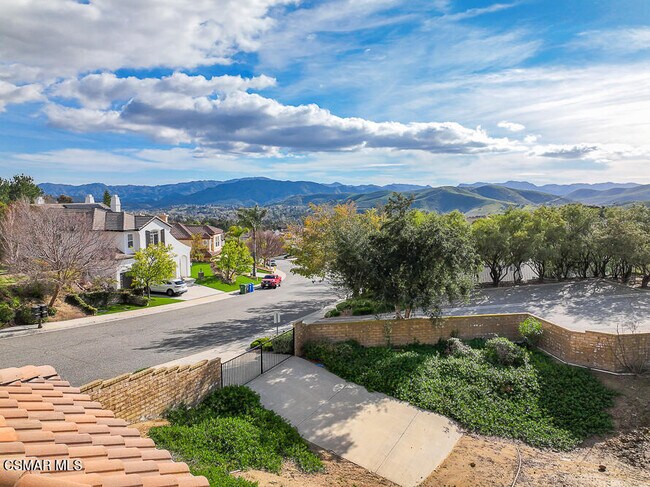 Building Photo - 6103 Deerhill Rd