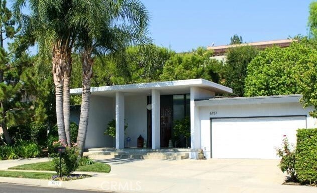 Building Photo - 6757 Daryn Dr