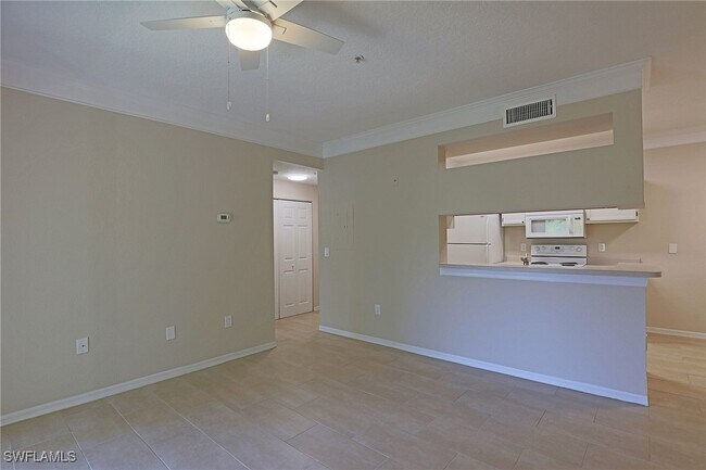 Building Photo - 11521 Villa Grand
