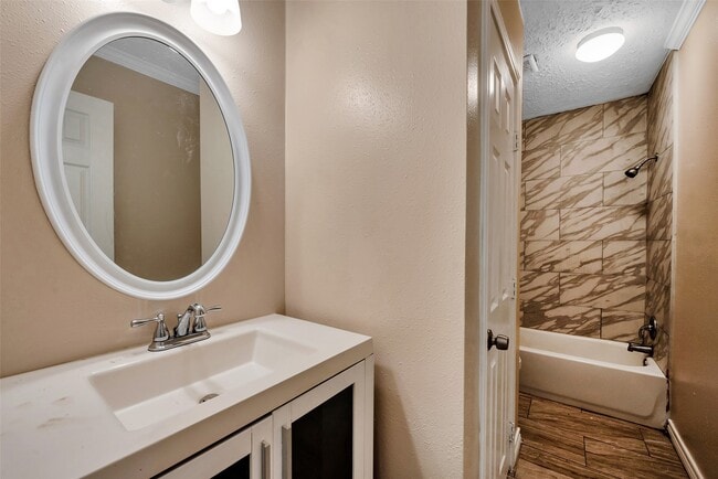 Building Photo - 25747 Timber Lakes Dr