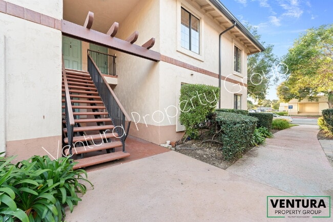 Building Photo - Charming 2-Bedroom  1-Bath, Newly Renovated Apartment in Downtown Ventura -