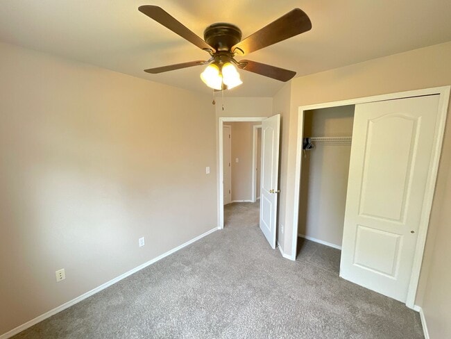Building Photo - 5 Bedroom Home Available Near Briargate Pkwy & Austin Bluffs Pkwy!