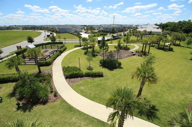 Building Photo - 12003 Theme Alley