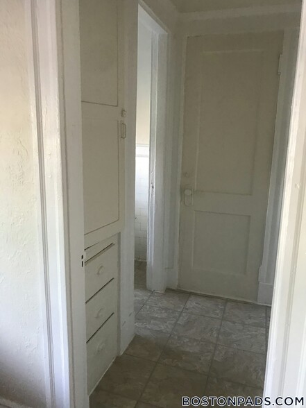 Building Photo - 1171 Boylston St