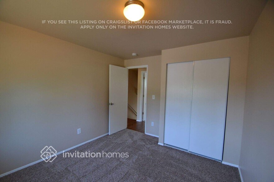 Building Photo - 6740 NE 1st Pl