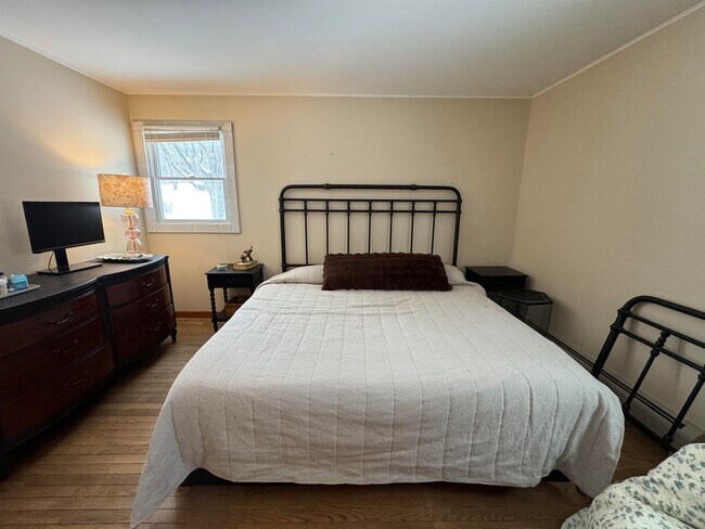 Building Photo - 78 Stoney Fields Rd