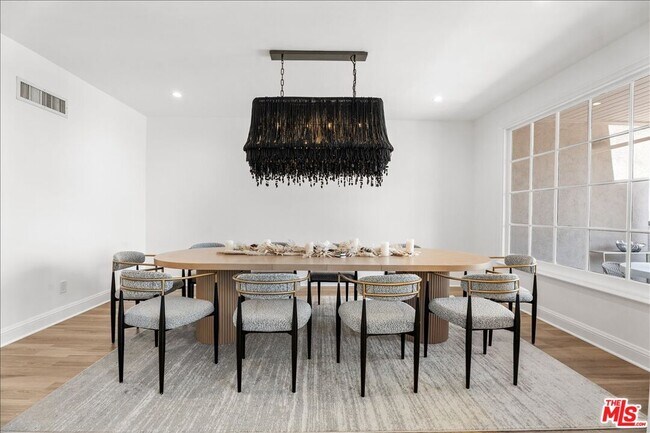 Building Photo - 12303 Ridge Cir