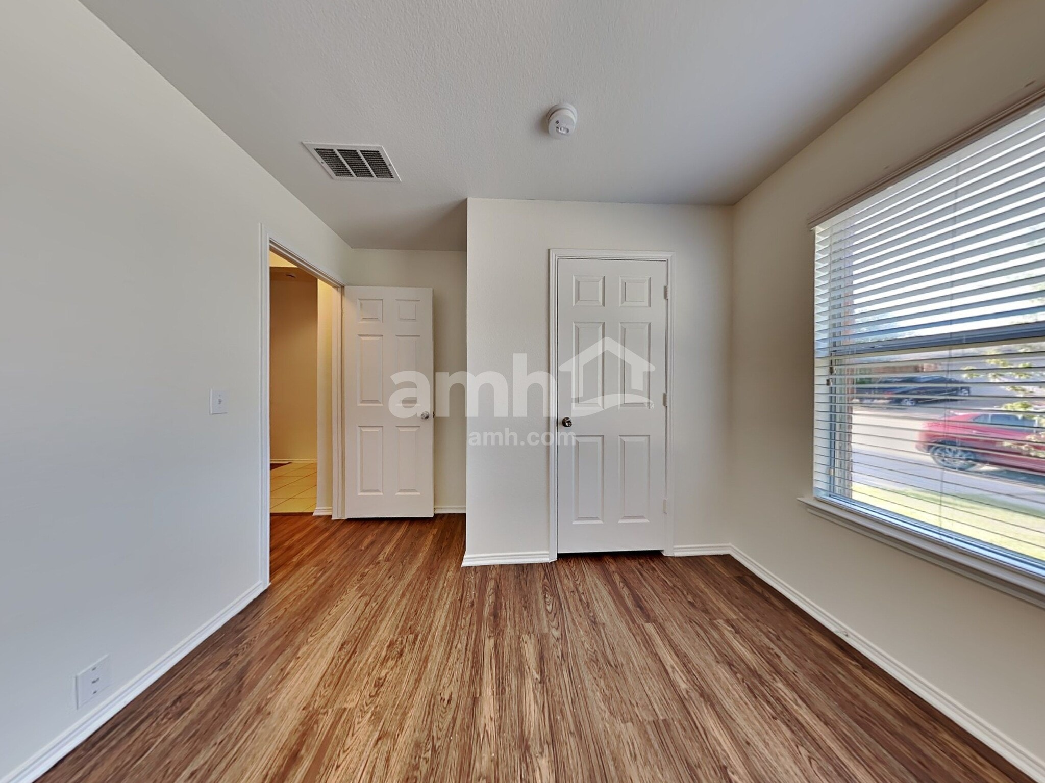 Building Photo - 1813 Wind Dancer Trail