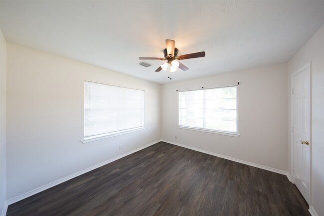 Building Photo - 7917 N Martin Luther King Ave