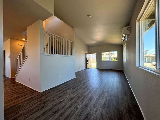 Building Photo - Brand New Home in Hoopili Kanalani - Culdesac - 4 Bed 2.5 Bath