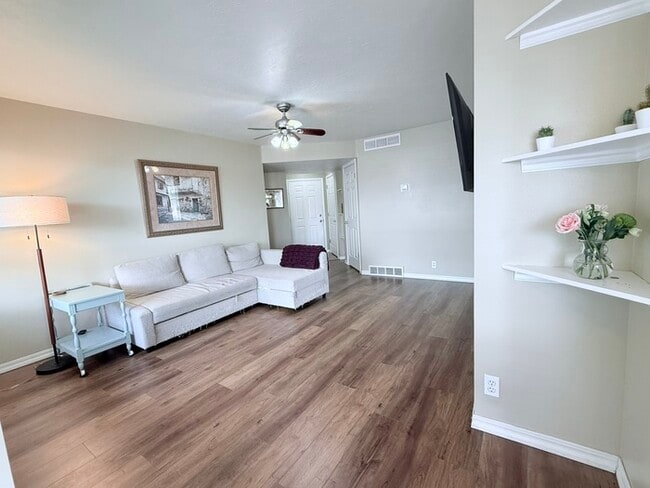 Building Photo - 1196 E 6600 S